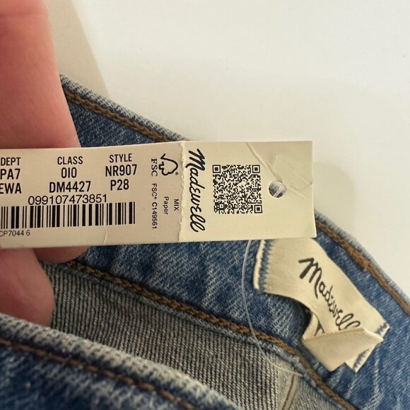 NWT Madewell Petite Perfect Vintage Wide Leg Jean in Enmor Size 28 Petite - Picture 5 of 5